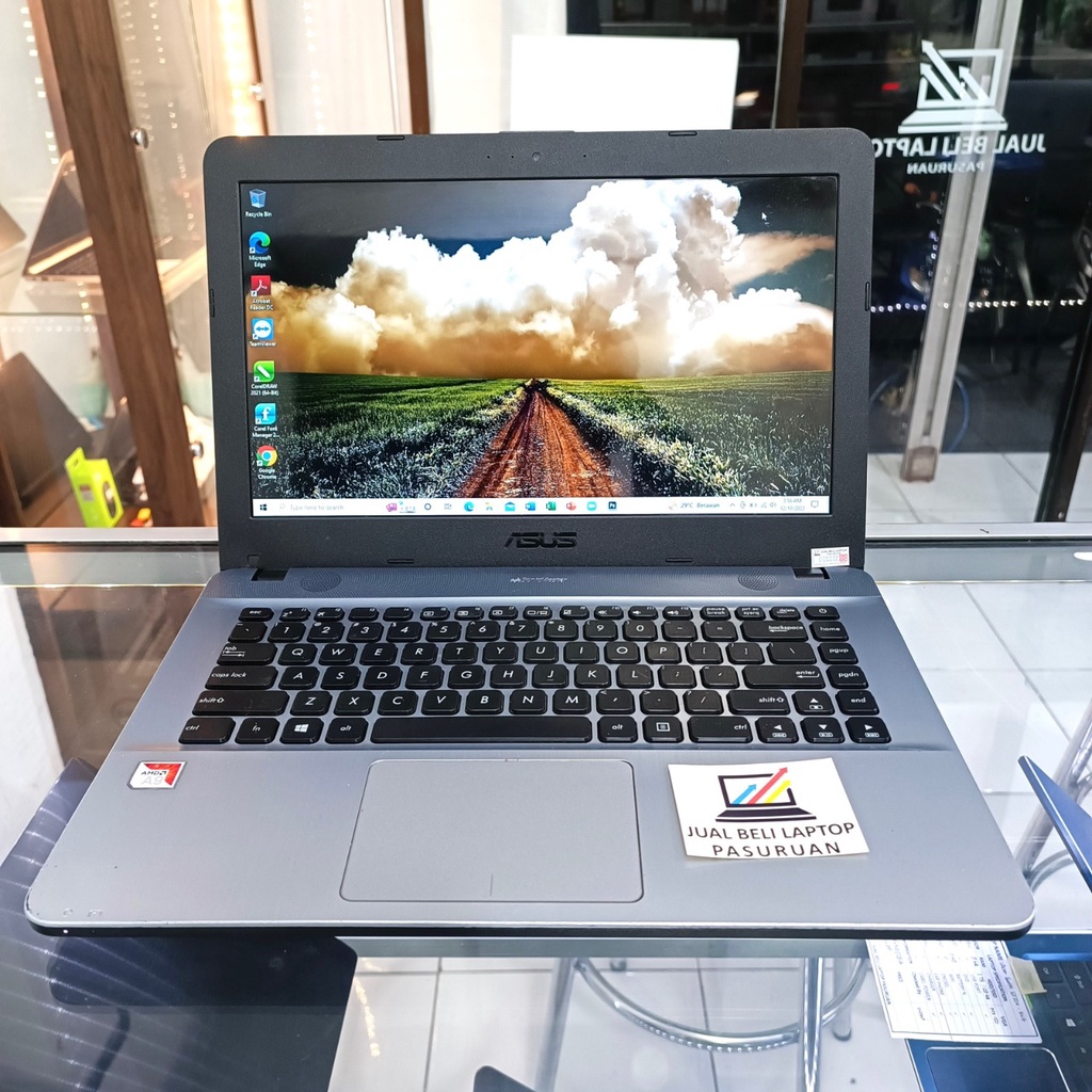 Jual Asus Vivobook X441ba Amd A9 Ram 4gb Ssd 240gb Shopee Indonesia 7775