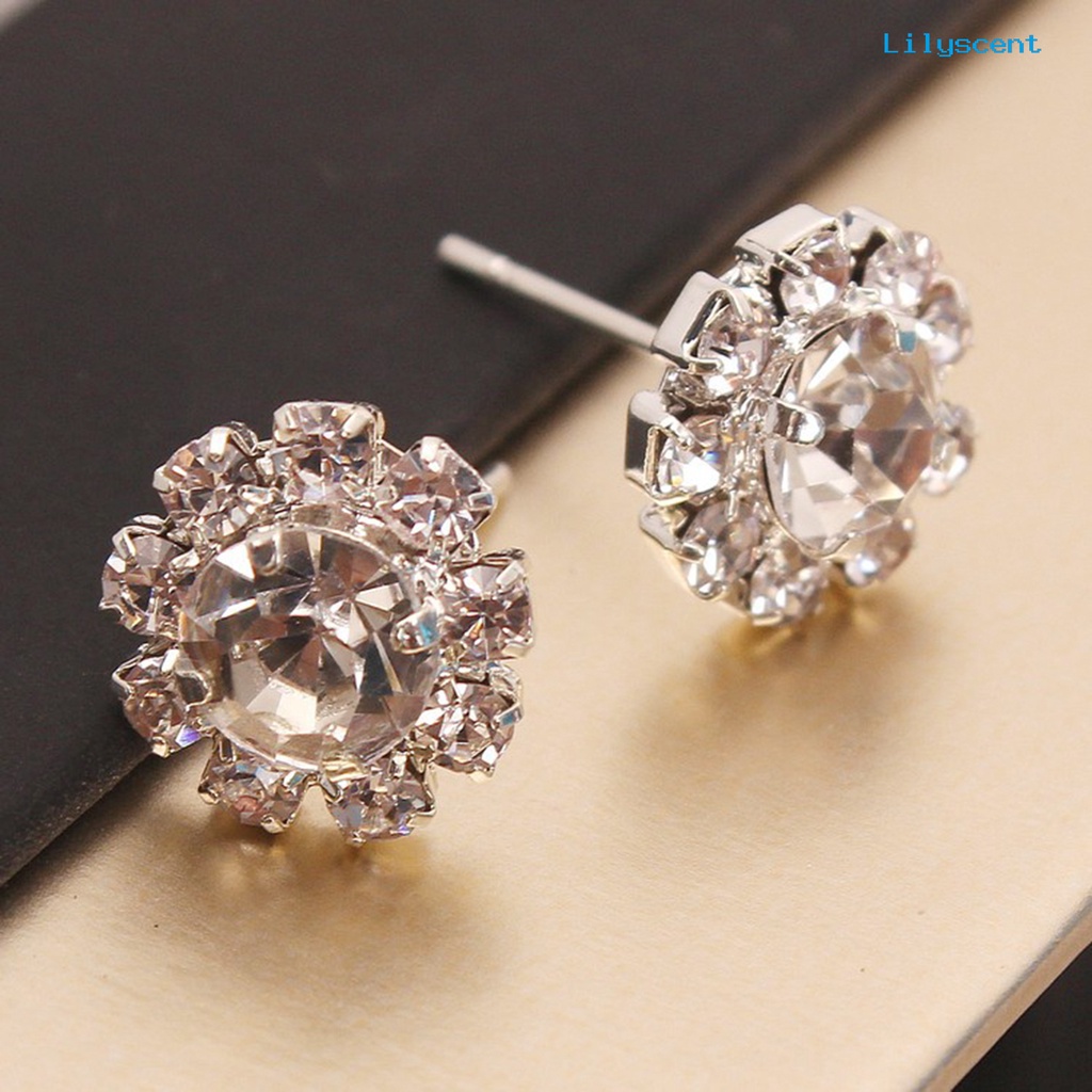 [LS] 1pasang Ear Stud Berlian Imitasi Menawan Paduan Berbentuk Bunga Anting Elegan Untuk Wanita