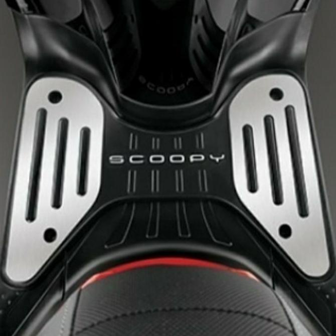 Bordes Scoopy 2021 Karpet pijakan kaki Scoopy 2021 Original AHM