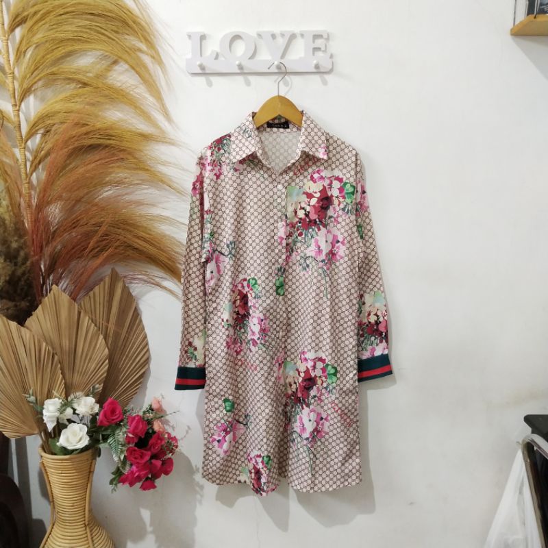 Preloved Baju Atasan Wanita Lengan Panjang motif GUCCI 64