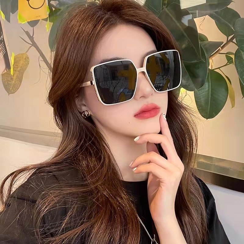 (YUZHU) Kacamata Hitam Oversize Fashion Gaya Korea Untuk Wanita Bingkai Persegi Warna Warni Shades Sunglasses