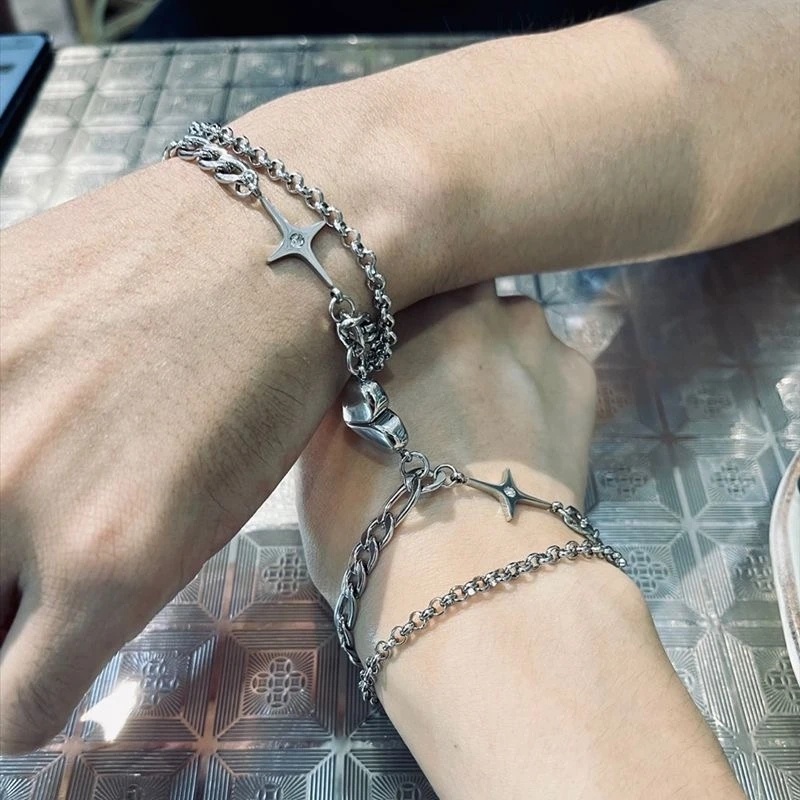 Fashion Warna Perak Cinta Hati Magnet Gesper Pasangan Gelang/Kepribadian Lapisan Ganda Gelang Pecinta Perhiasan