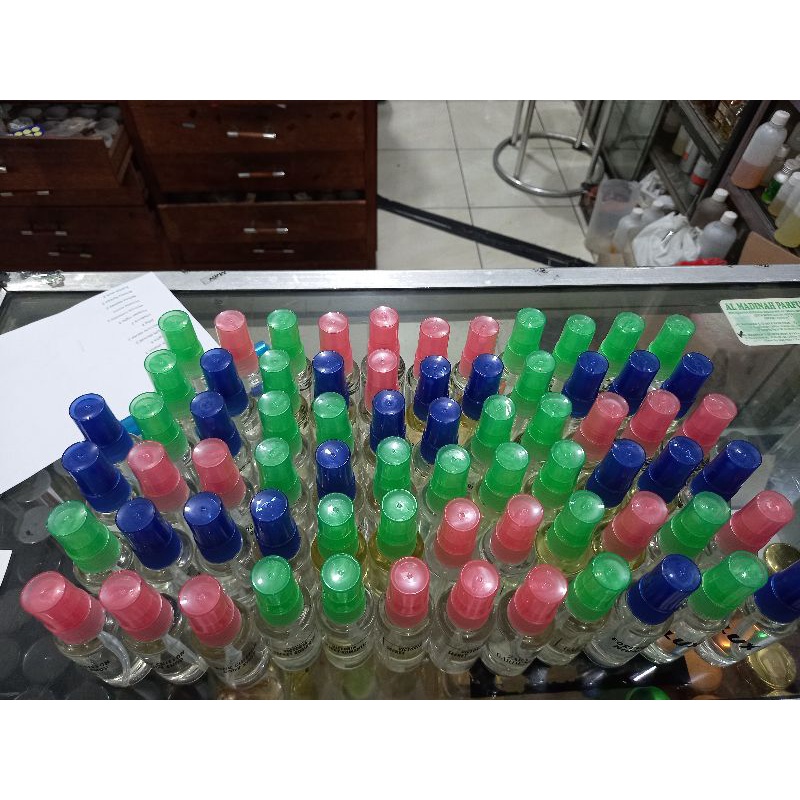 PARFUM REFILL 40ML BOTOL PLASTIK TAHAN BANTING AMAN DAN AWET MURAH BERKUALITAS (Bebas Request aroma)