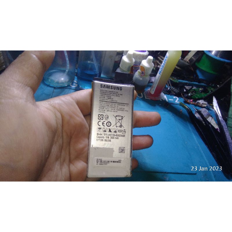 baterai samsung s6 edge  EB-BG925ABE ori copotan masih bagus