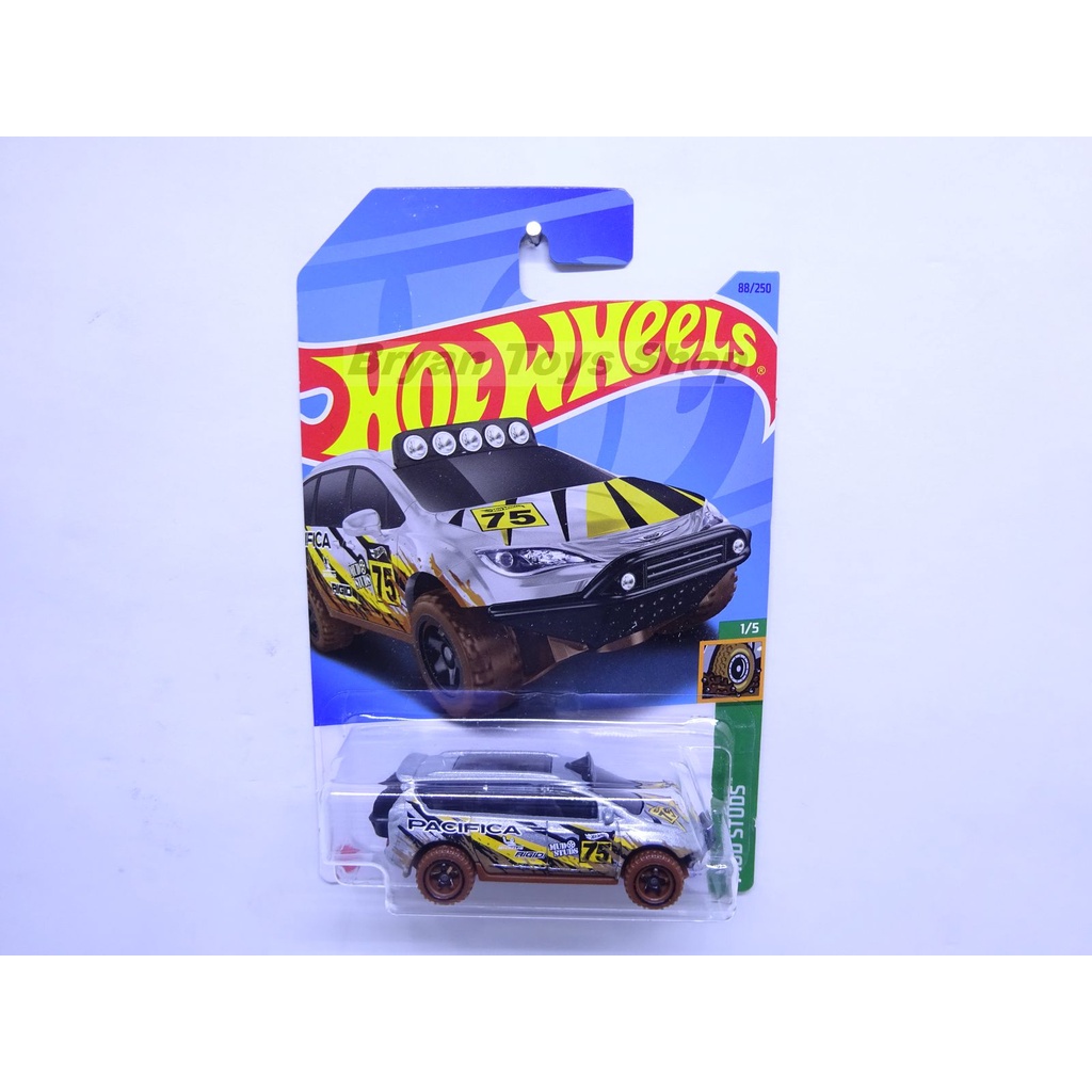 Hot Wheels Chrysler Pacifica Abu No. 75