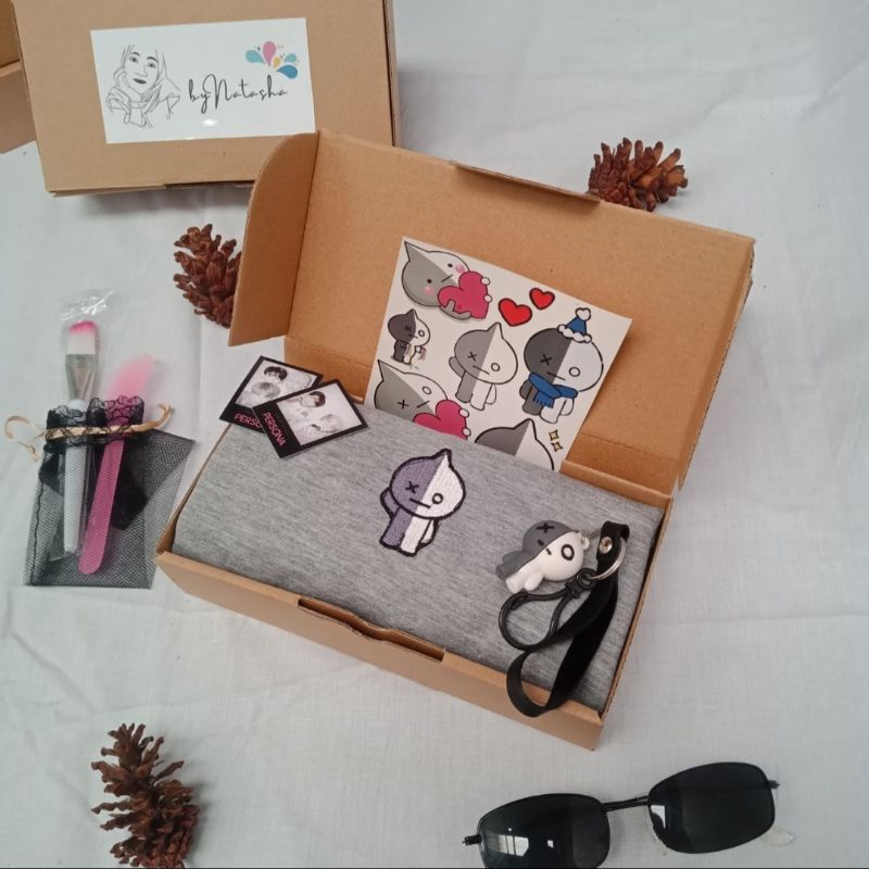 Kaos BTS BT21 Van | Gift Box Kado BTS