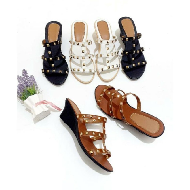 Wedges Kulit Wanita