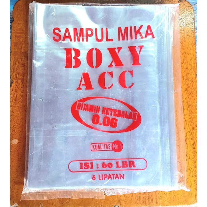 

Sampul Buku Plastik Mika Lentur Tebal 0.6mm Isi 60 Lembar Kwarto Boxy