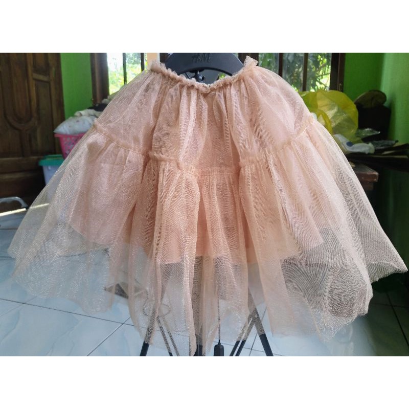 preloved rok tutu anak likenew ngembang 6-7 tahun