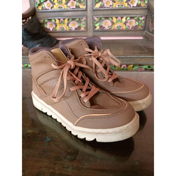 PRELOVED NOKHA ESQUI COFFEE 37 WOMEN BOOTS