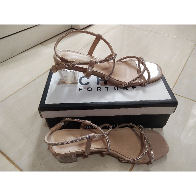 Sendal wanita preloved