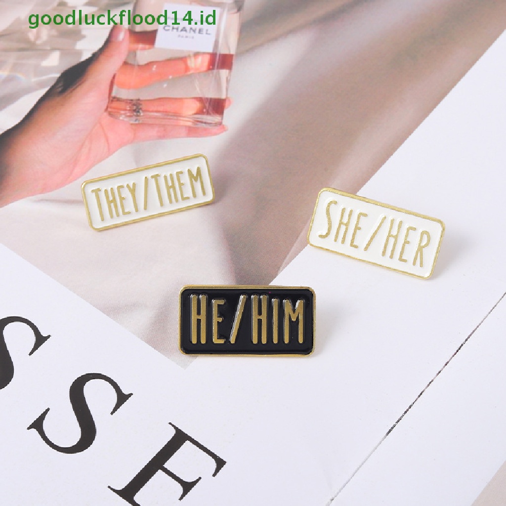 [GOOGFOUR] Kreatif Sederhana Pronouns Enamel Pin Hitam Putih SHE/HER Bros Kerah Pin Lencana Lucu Perhiasan Hadiah Untuk Teman [TOP]