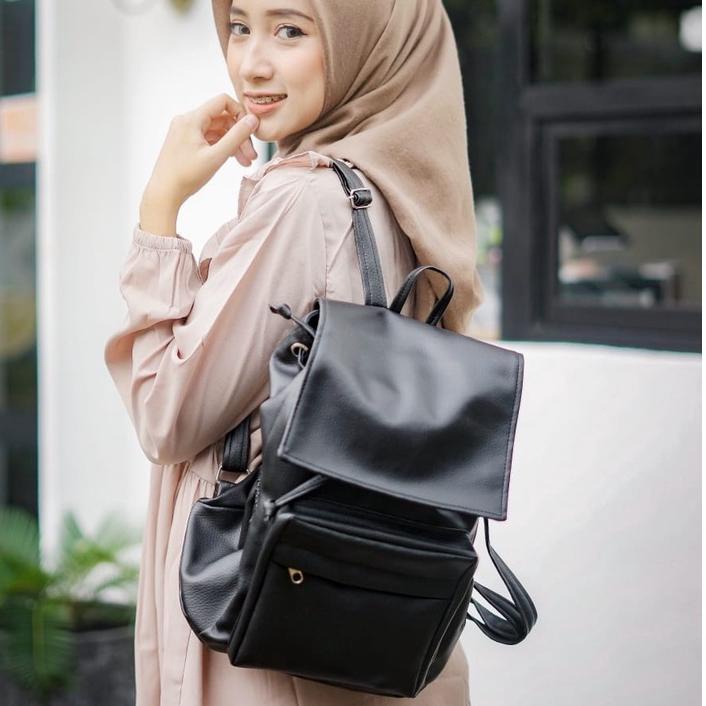 Terbaru dan terlaris TAS RANSEL KULIT WANITA PHILO HITAM // taskanvasbdg - Backpack Ransel Sekolah K