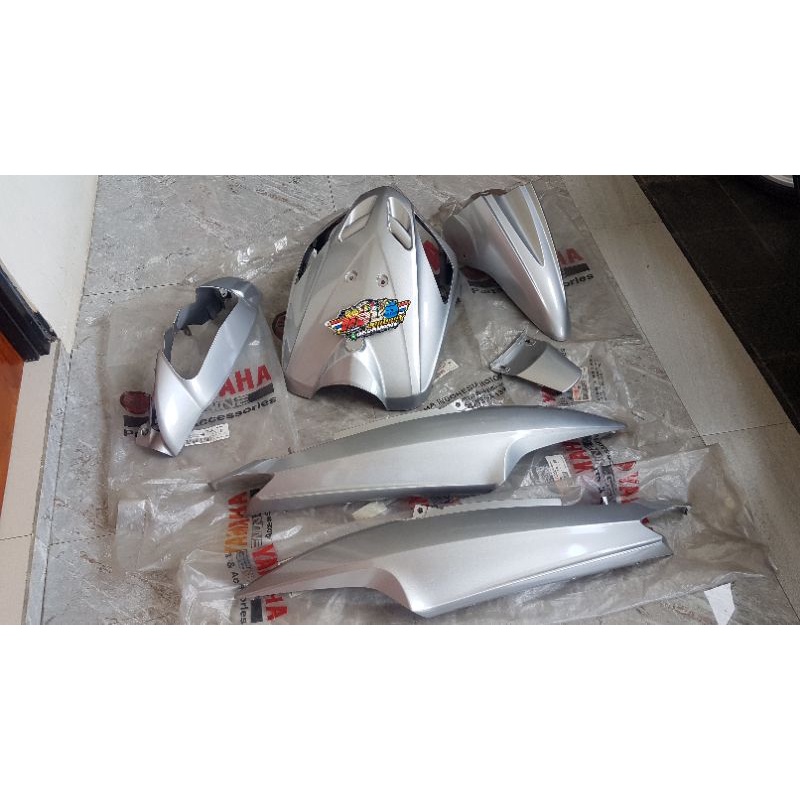 body halus full set warna silver perak mio sporty new old stok kode p5 full pack original body origi