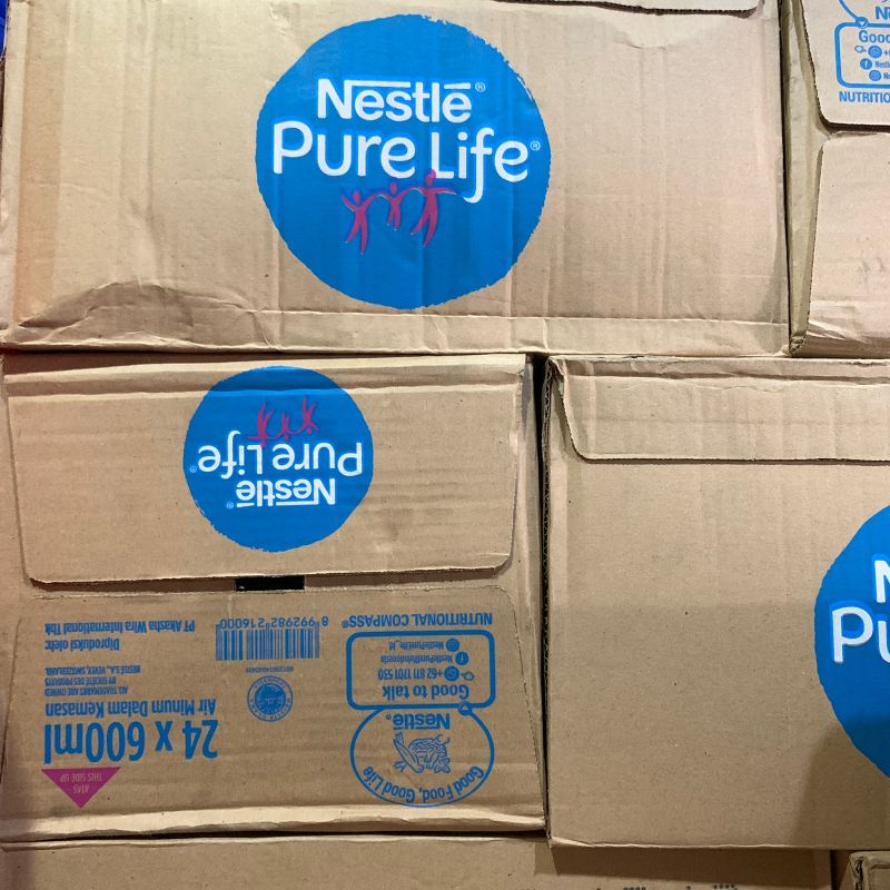 

Nestle pure life 600ml 1 dus isi 24 botol / air mineral / air minum