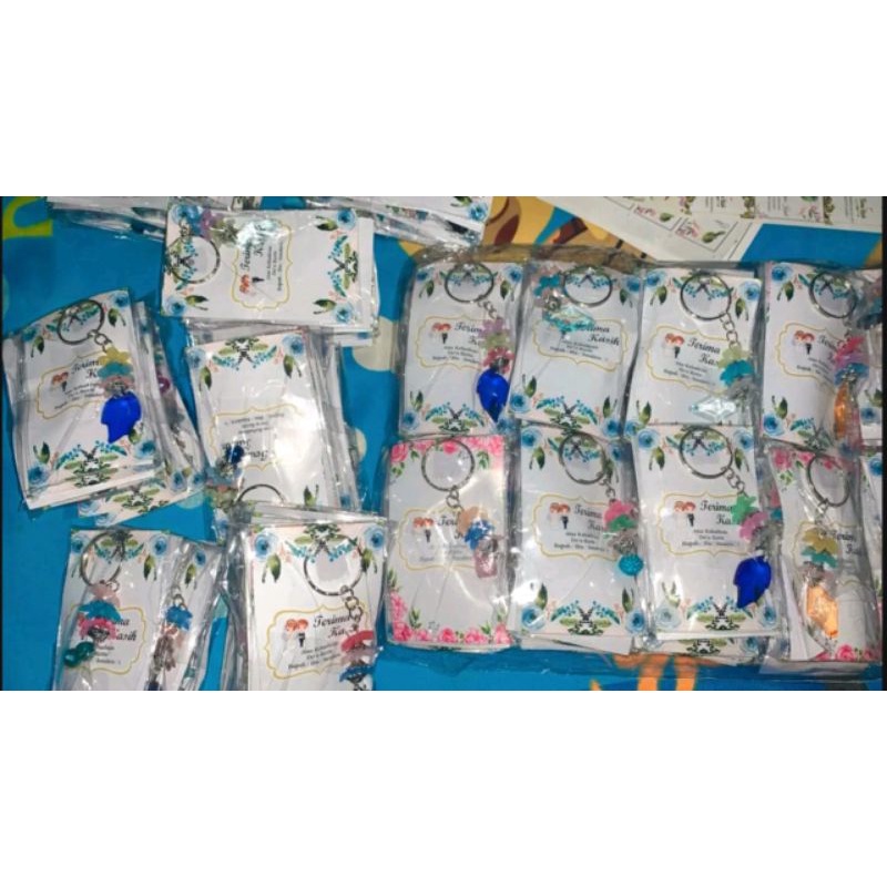 Souvenir Gantungan Kunci manik manik 100 pcs