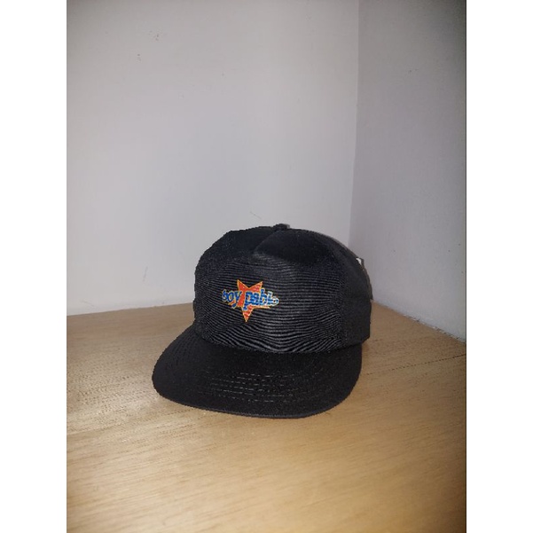 topi compass boy pablo