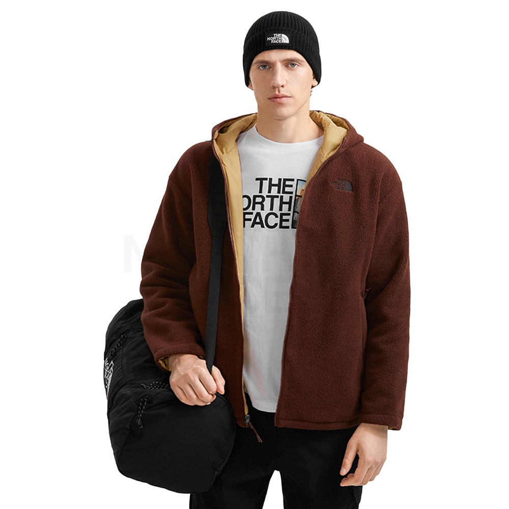 The North Face Men Reversible Fleece Jacket-NF0A7QT7938