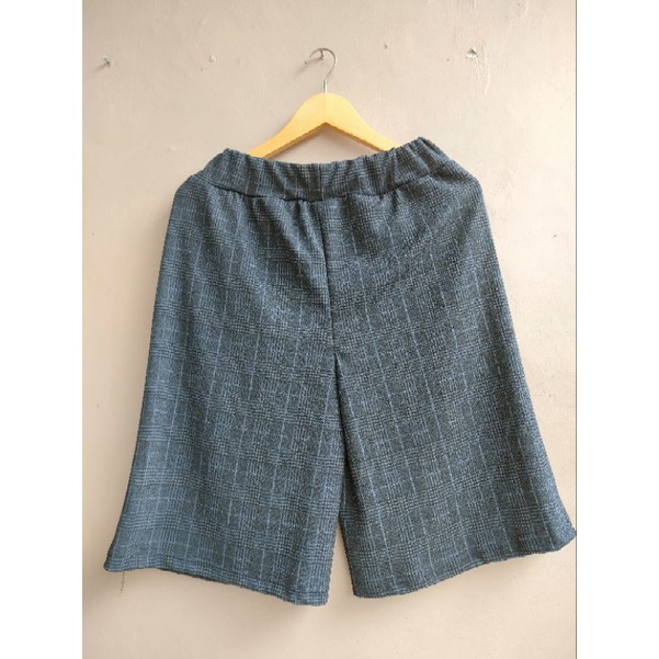CELANA PENDEK ZARA KOTAK JUMBO 100KG