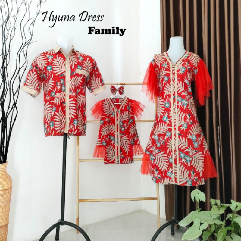 DRESS BATIK/ HYUNA DRESS/ DRESS ANAK DAN DEWASA/ DRESS COUPLE/ DRESS NATAL