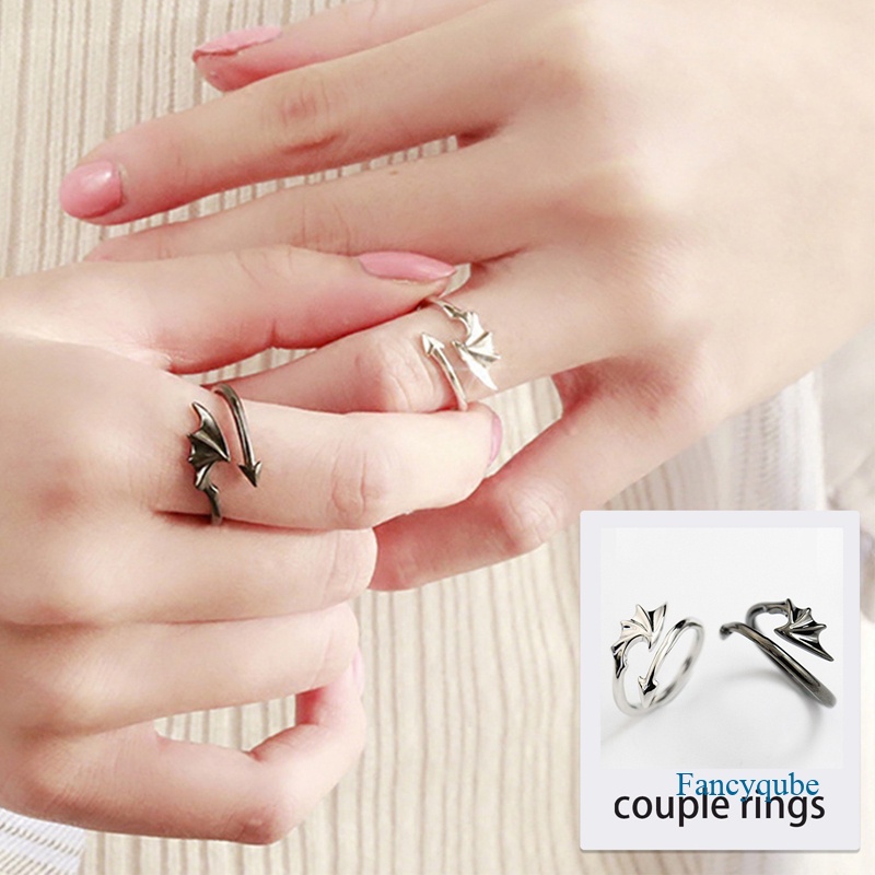 Ins Baru Hip Hop Malaikat Dan Setan Cincin Pasangan Pria Wanita Korea Sederhana Hitam Putih Siswa Hadiah Perhiasan Untuk Pertunangan Accessary