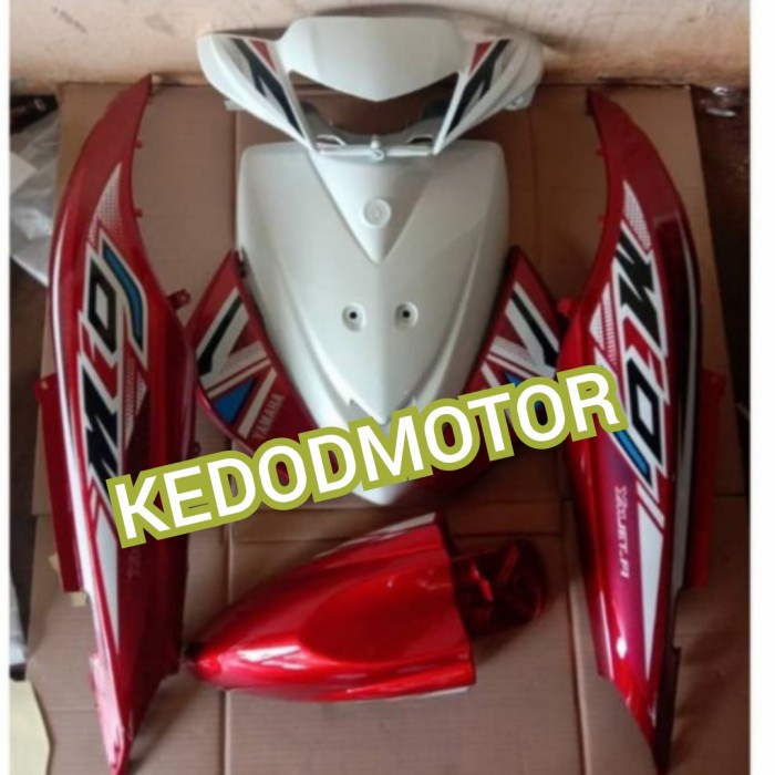 Cover FullSet Body - Bodi Halus Mio J Putih Merah + Striping