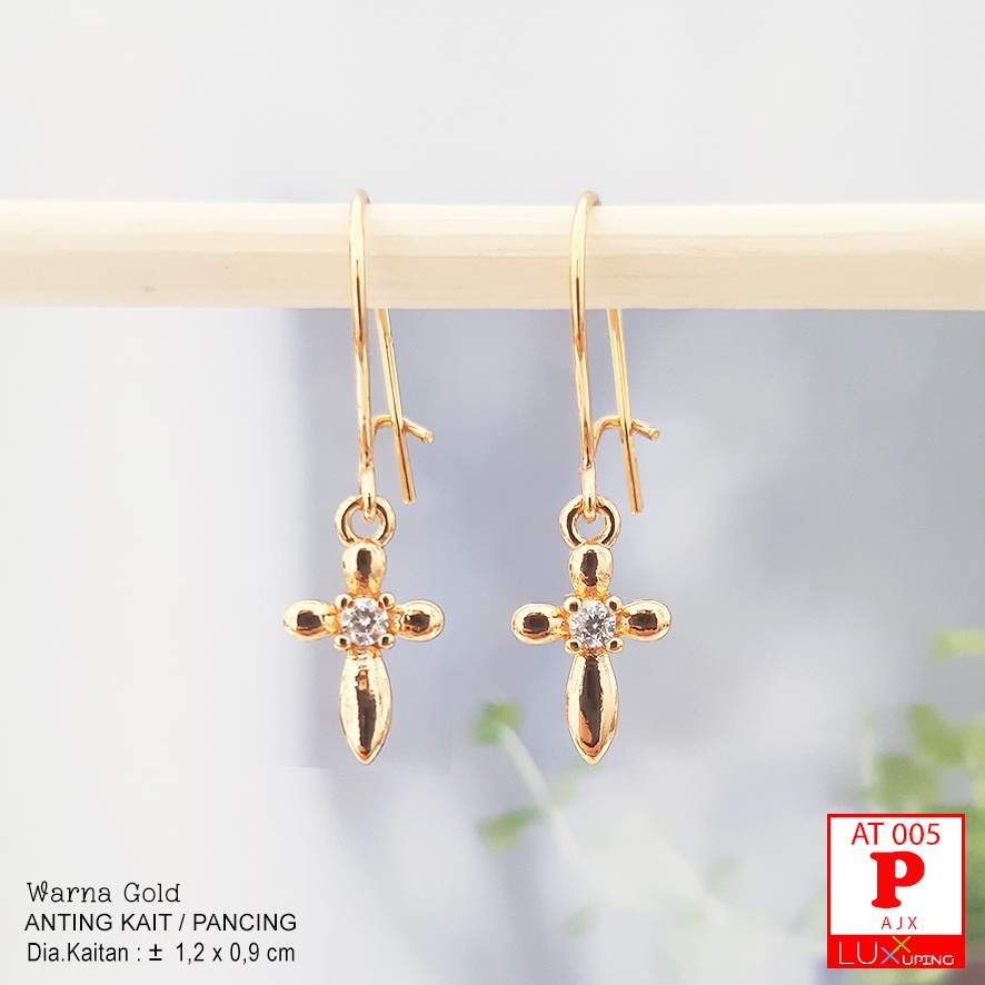 AT 005 Anting Rohani Kristen Katolik Anting Salib Mata Zircon Perhiasan Lapis Emas Perhiasan Mas Imitasi Aksesoris Rohani Kristen Katolik Giwang Salib Giwang Salib Yesus Perhiasan Salib Corpus Salib Rosario Ichtus Perhiasan Natal Luxx Xuping