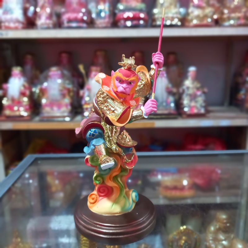 patung dewa kera sakti sungokong berdiri megang tongkat 8 inch