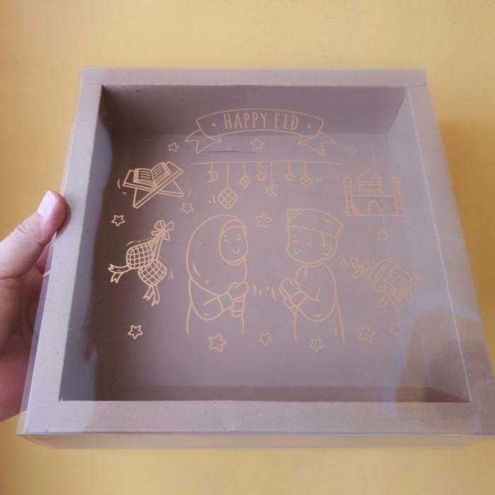 

Box Cake Mika Idul Fitri 22X22X6 Dus Packaging Hampers Lebaran Giftbox 054