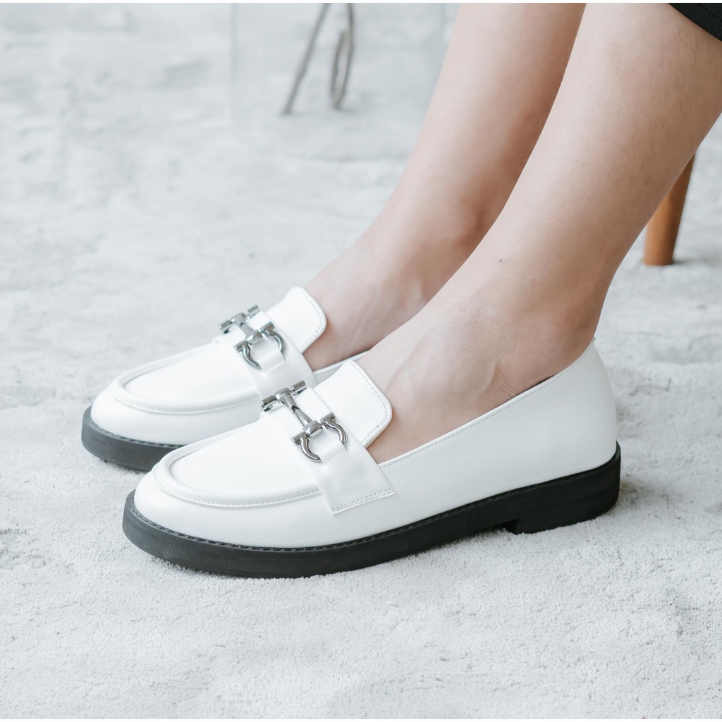 Dianable - Valleta Loafers Flatshoes (Black - Almond - White)