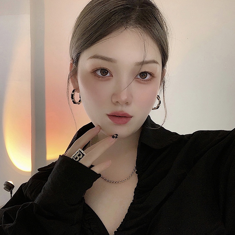 [COD Tangding] Indah C-shaped Twist Braided Chain Earrings Wanita Perempuan Sederhana Hoop Ear Studs Perhiasan Aksesoris