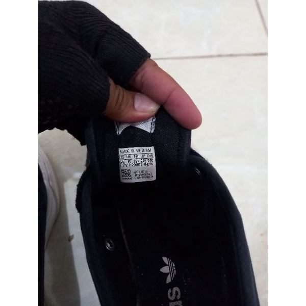 sepatu second adidas nizza trefoil