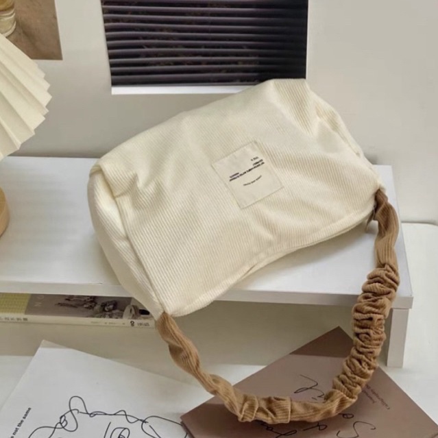 PREMIUM SHOULDER BAG / TAS SELEMPANG JINJING BAHU MOTIF ESTETIK / GLORY TOP HANDLE BAG / TOTE BAG WANITA / KOREAN MINI BAG / FLUFFY BAG / COLORFUL SHOULDER BAG / TAS BAHU KEREN / TAS EMPUK / CROSSBODY BAG