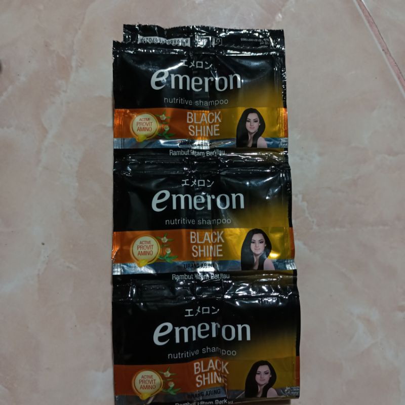 SAMPO EMERON SASHET (1 RENCENG 12 PCS)