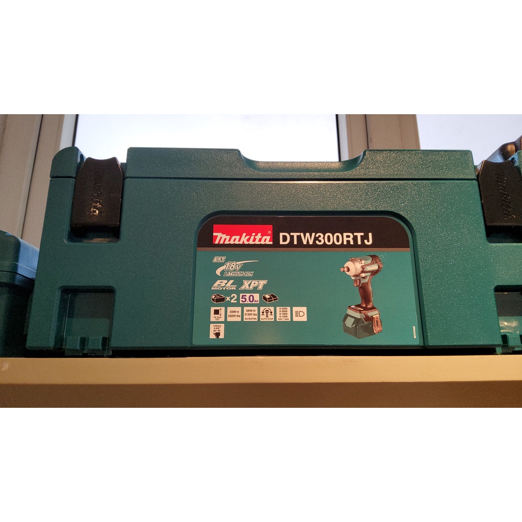 Mesin Impact Wrench Makita DTW 300 RTJ