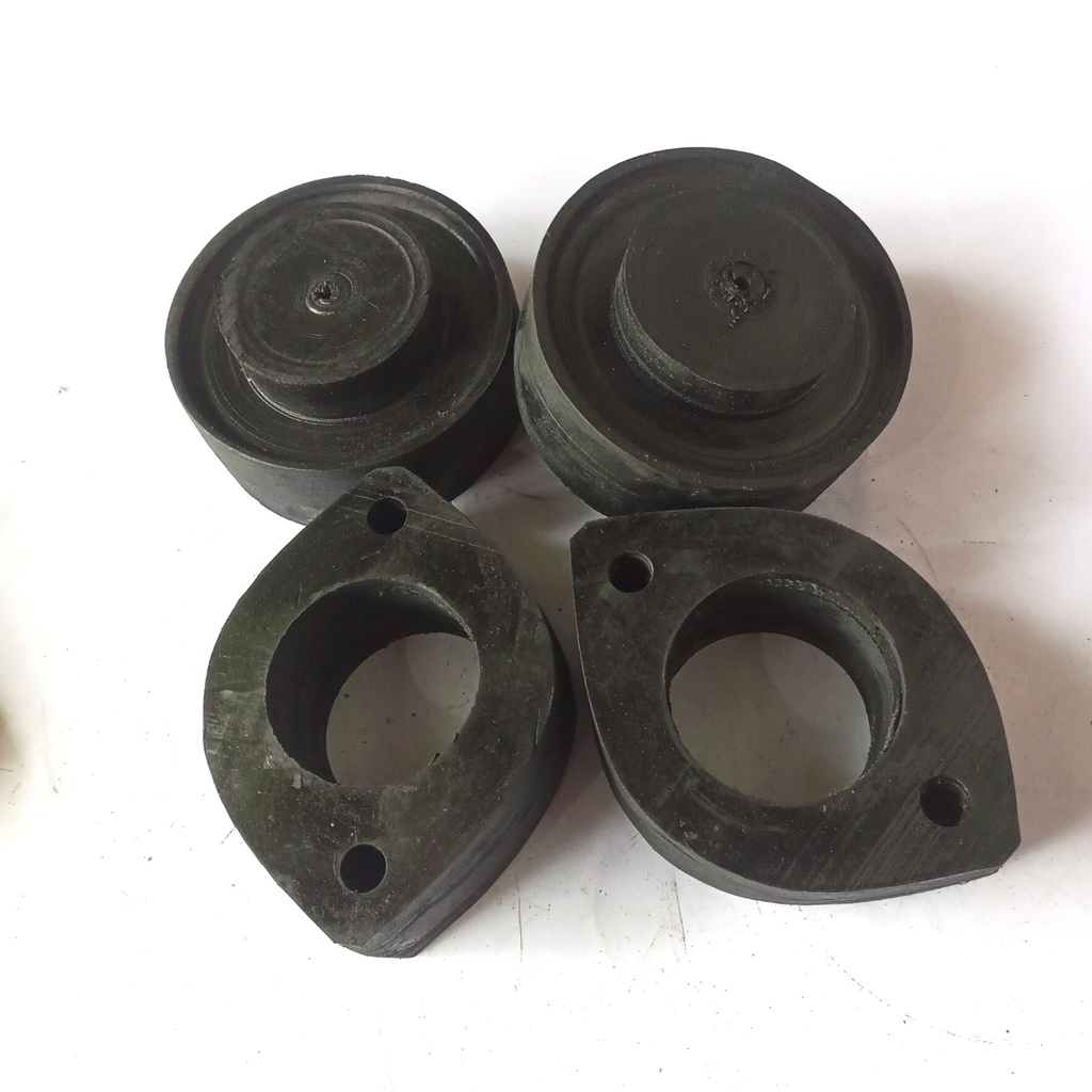 `Karet Spacer Karet Tatakan Shock Depan Dan Per Belakang Agya Ayla tebal 5 cm Harga Satu Set