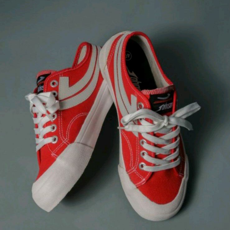 Sepatu JOHNSON Galaxy Pro Low Cut Red