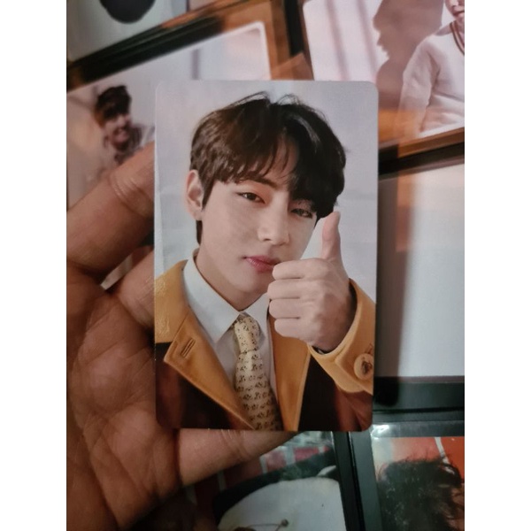 BTS - V pc (pob BE Essential)