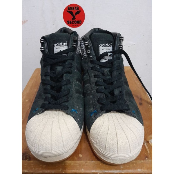 sepatu unisex adidas pro model BT trainer