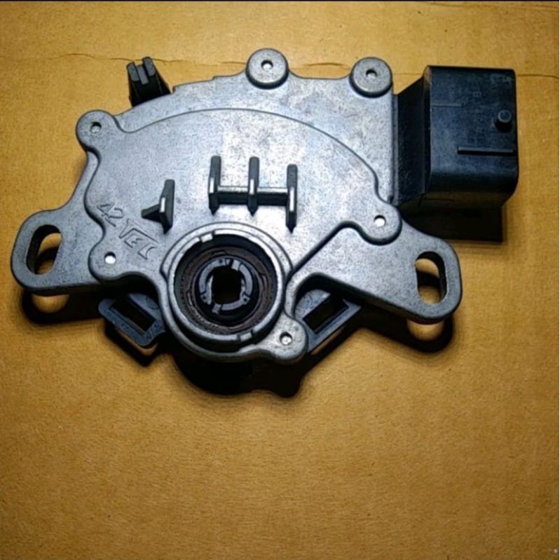 inhibitor,/ selekator matic honda CRV