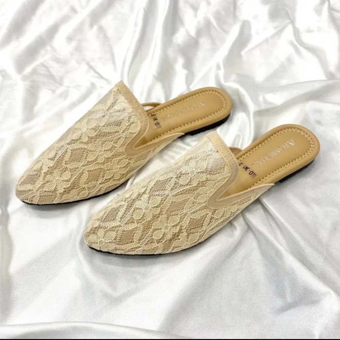 Flatshoes Ayomichan - Flat Shoes AYOMI Emika LLO341 Mules Brukat Wanita - Cream, 38(M6U6) Flatshoes 