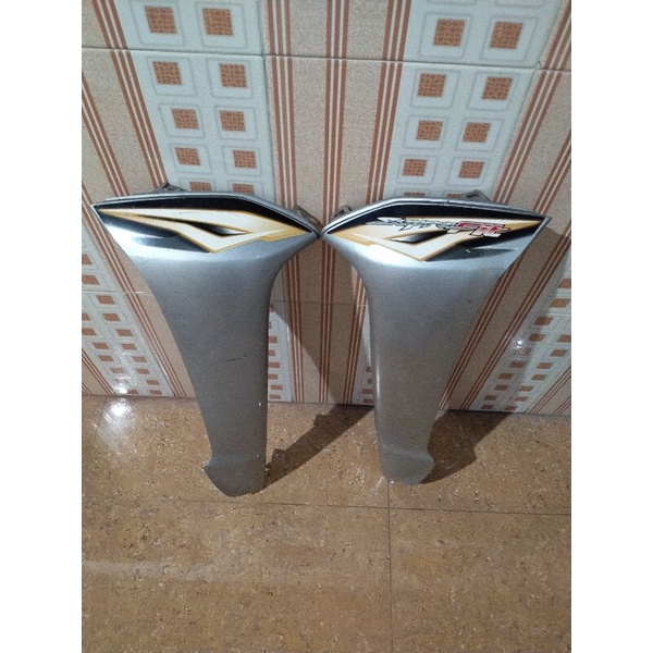 Sayap Luar Supra Fit New SILVER (Supra Fit New 2006-2009) ORI BEKAS