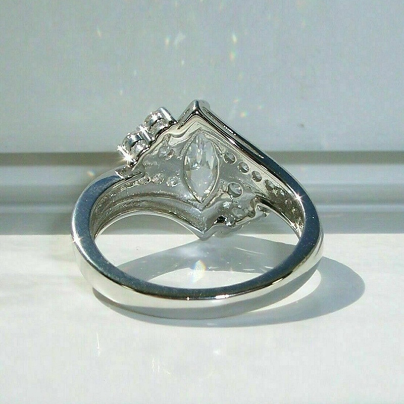 Cincin Zirkon Tembaga Marquise Kristal Yang Indah Untuk Wanita Desain Novel Modern Pertunangan Pernikahan Aksesoris Lady Baru Perhiasan Trendi