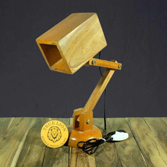LAMPU BELAJAR KARAKTER/LAMPU BELAJAR/LAMPU MEJA KAYU