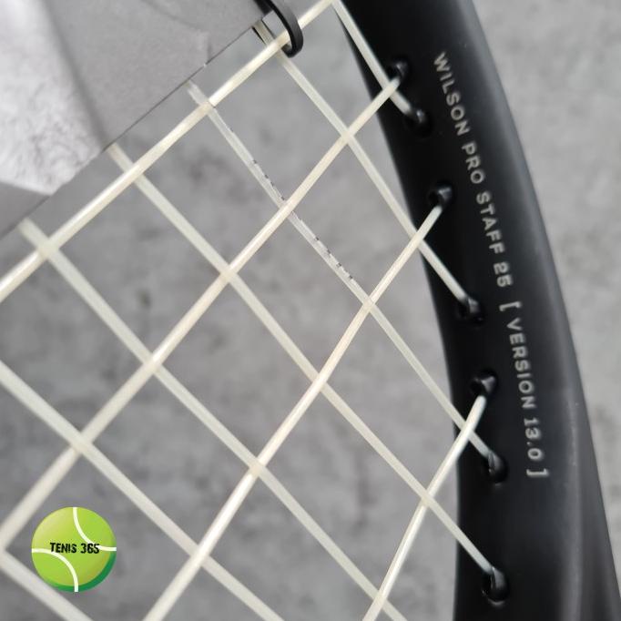 Raket Tenis Anak Wilson Pro Staff V13 25 Junior ( 100"/ 235gr )