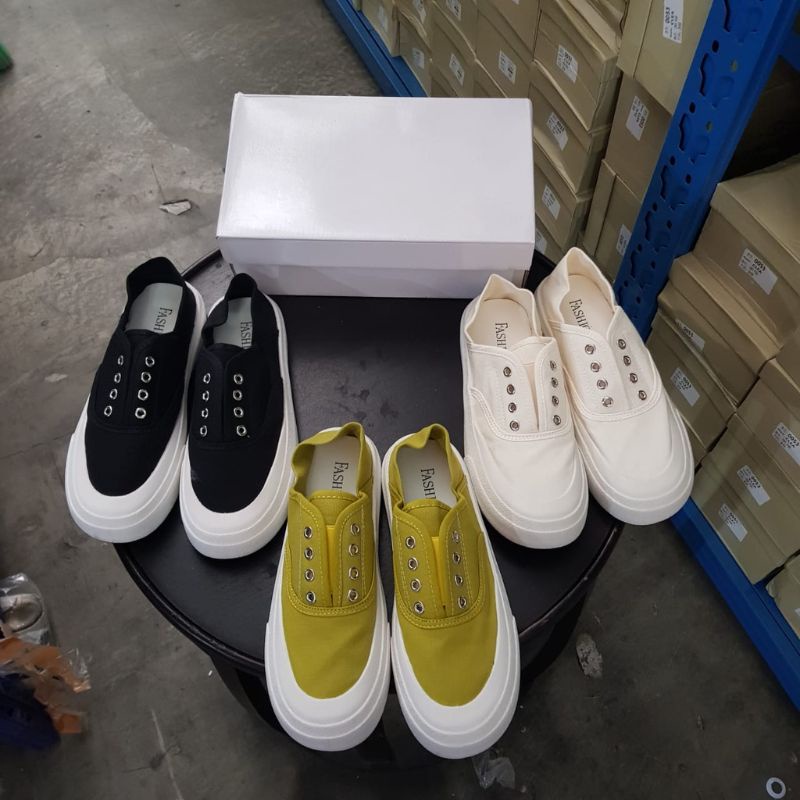 [✅BISA COD] 8092 Sepatu Wanita Import SCS Slip On VIRAL 2021 2022