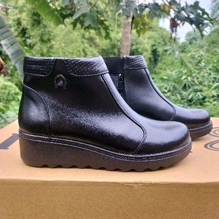 Sepatu kulit wanita boots Medali Dinas/Kantor sepatu kerja formal