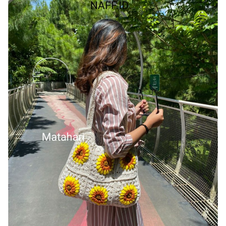 NAFF.ID-&quot;Matahari&quot; Tas Totebag Rajut Handmade / Tas Laptop