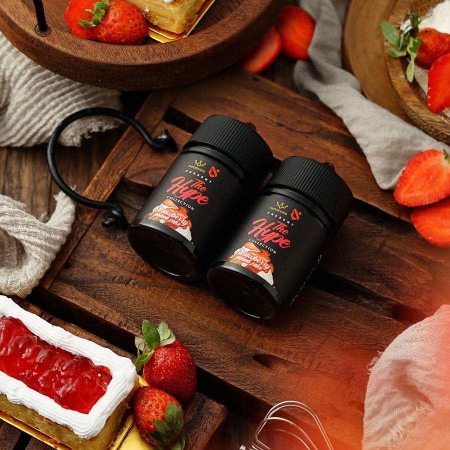 The Hype Strawberry Poundcake 60ML by DJI x Vaporking - Liquid