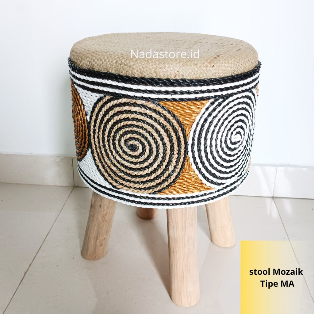 KURSI  BANGKU UNTUK DEKORASI - STOOL MOZAIK - STOOL ANYAMAN MOTIF MOZAIK